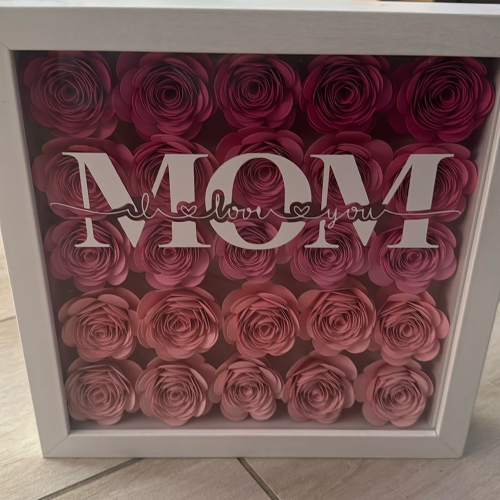 Great shadow box gift for Mom